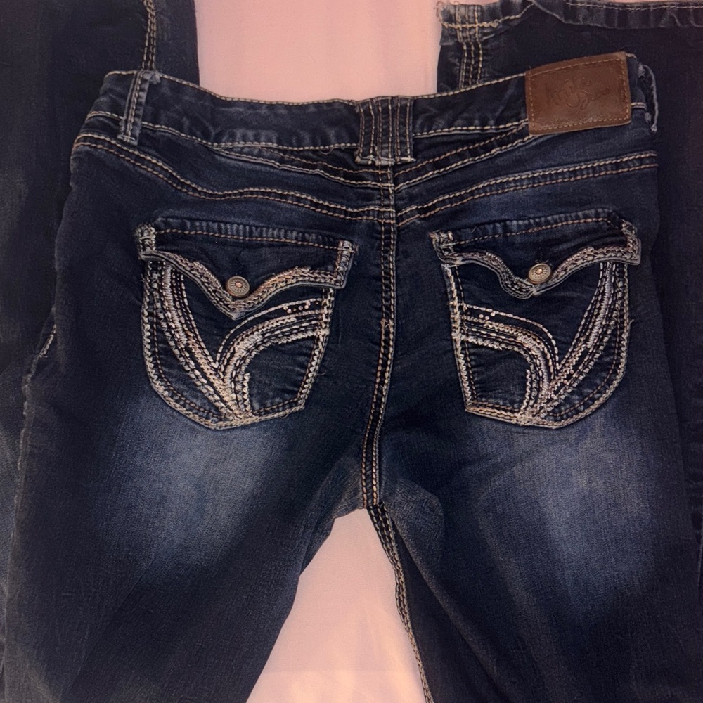 Stylish Blue Denim Jeans - Picture 1 of 3